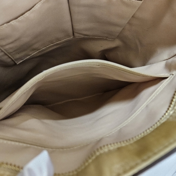 Coach Signature F06J-10390 Beaded Tote Bag In Canvas And Suede In Gold And Tan - Picture 15 of 15